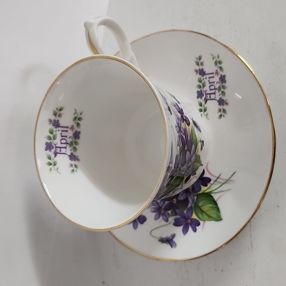 Springfield April Violets Teacup & Saucer England Bone China - Picture 5 of 8